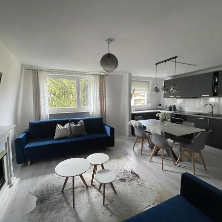 Luxus Apartment Am Fremersberg - Zentral - Mit Klima, Badewanne & Sauna *