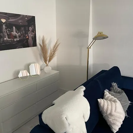 Luxus Apartment Am Fremersberg - Zentral - Mit Klima, Badewanne & Sauna Lägenhet Baden-Baden